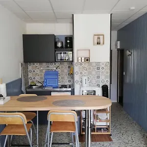 le-nid-douillet-univers.hotels-rhonealpes.com/