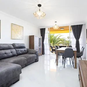 https://apt-apartamento-clara.tenerifehoteles.net